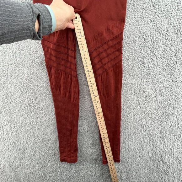 NikiBiki High Waisted Leggings  - Picture 7 of 11